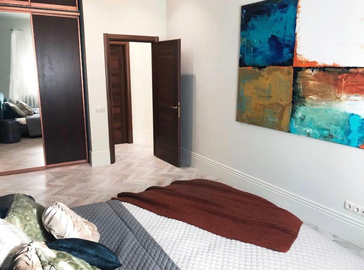 Luxury Old Town Apartment فيلنيوس المظهر الخارجي الصورة